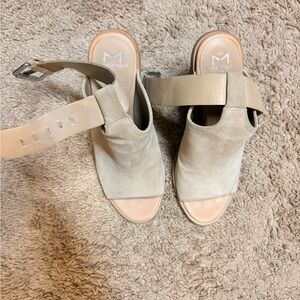 Marc Fisher LTD Vashi Mules 6.5